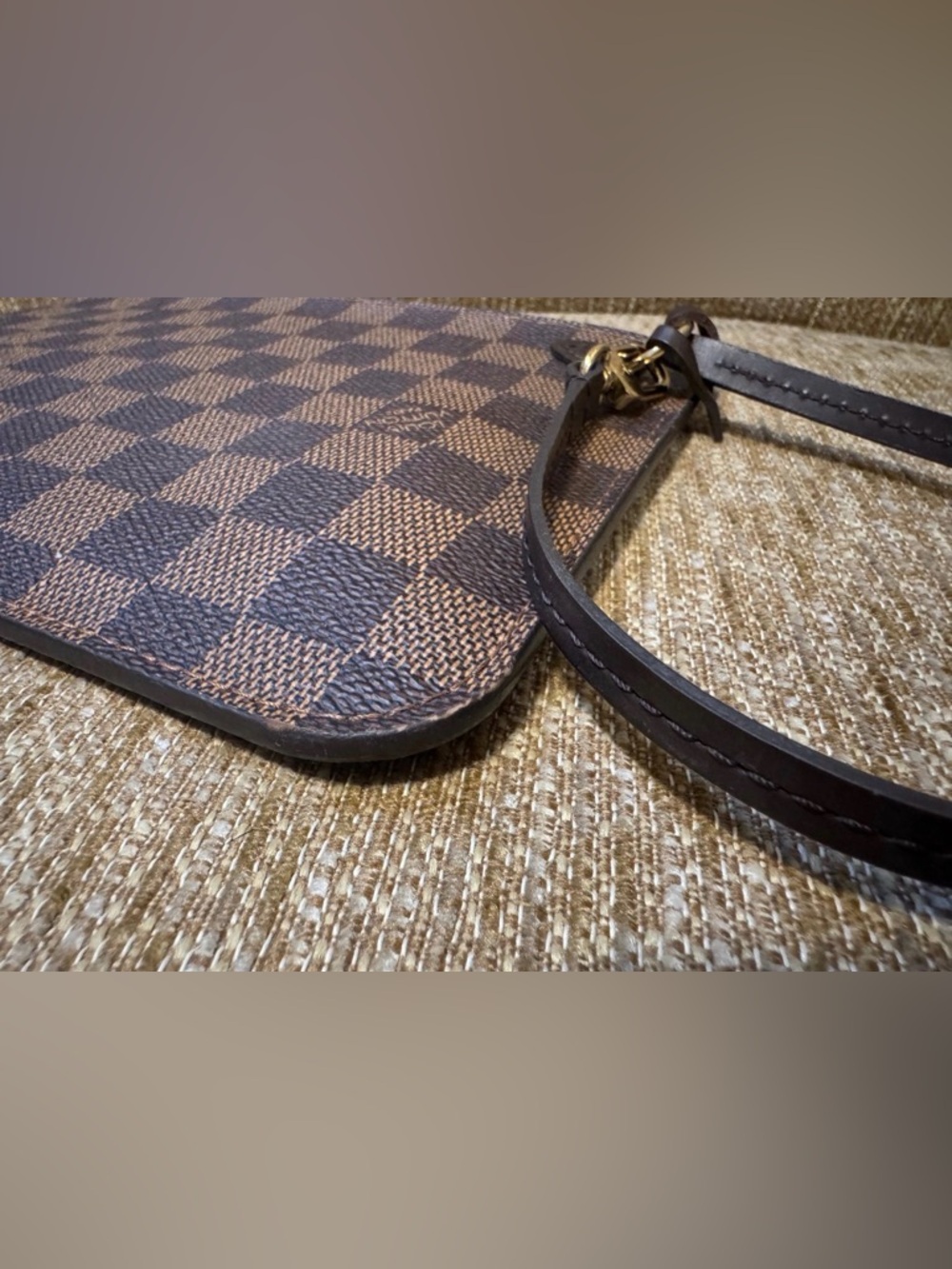 ⭐️ Authentic LV Louis Vuitton Damier Ebene  Neverfull Pouchette Wristlet ⭐️ - Picture 9 of 12
